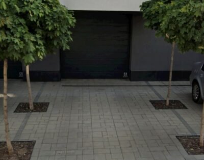 Външно паркомясто зад болница Вита, комплекс Амая, Близо до Парадайс мол