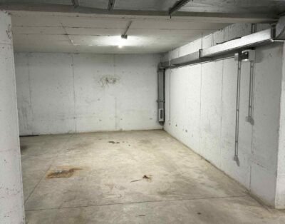 Паркомясто ж.к. Изток